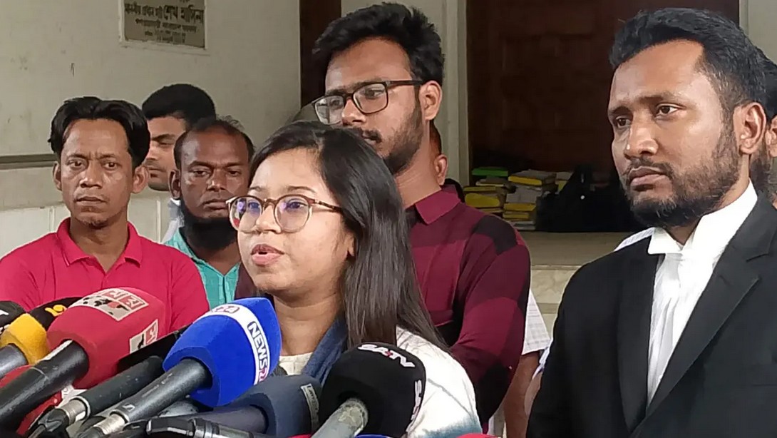 মনিরা শারমিনের মনোনয়নপত্র বাতিল কেন অবৈধ নয় : হাইকোর্ট